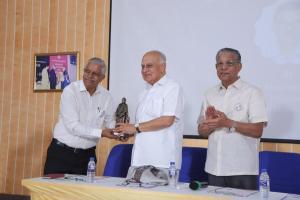 Founder-and-Director-S.S.Jayalakshmistatue-inauguration-ceremony (1)