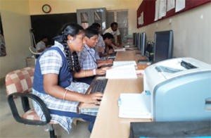 Vidya vikasini opportunity school-computer education